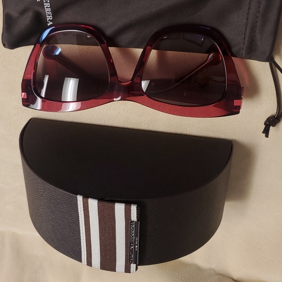 Carolina Herrera Women's Butterfly Brown Gradient Sunglasses - Picture 8 of 8